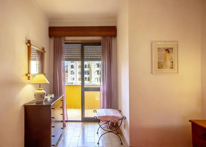 Cozy Near The * Portimão